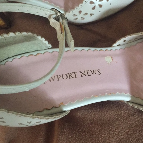 Beautiful beige color 3” heels with ankle strap - Picture 4 of 4